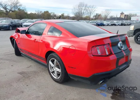 2011 Ford Mustang V6 z USA, uszkodzony, nr VIN 1ZVBP8AM8B5117381
